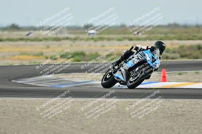 media/Apr-18-2025-TrackDaz (Fri) [[45f5874c44]]/C Group/Session 1 (Turn 7)/